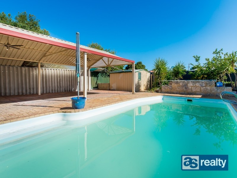 33 Grande Way, Beechboro WA 6063