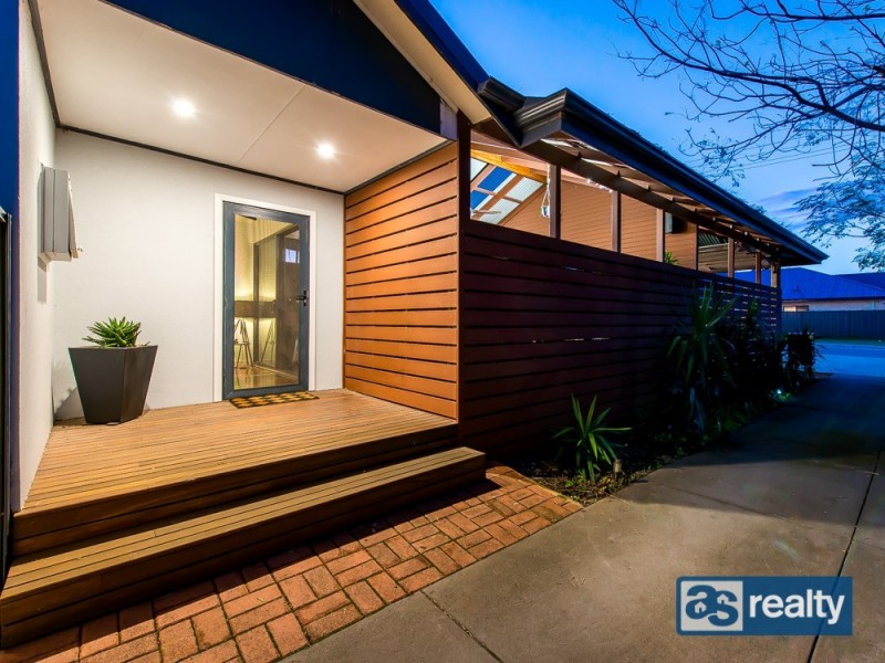11 Sproxton Way, Embleton WA 6062