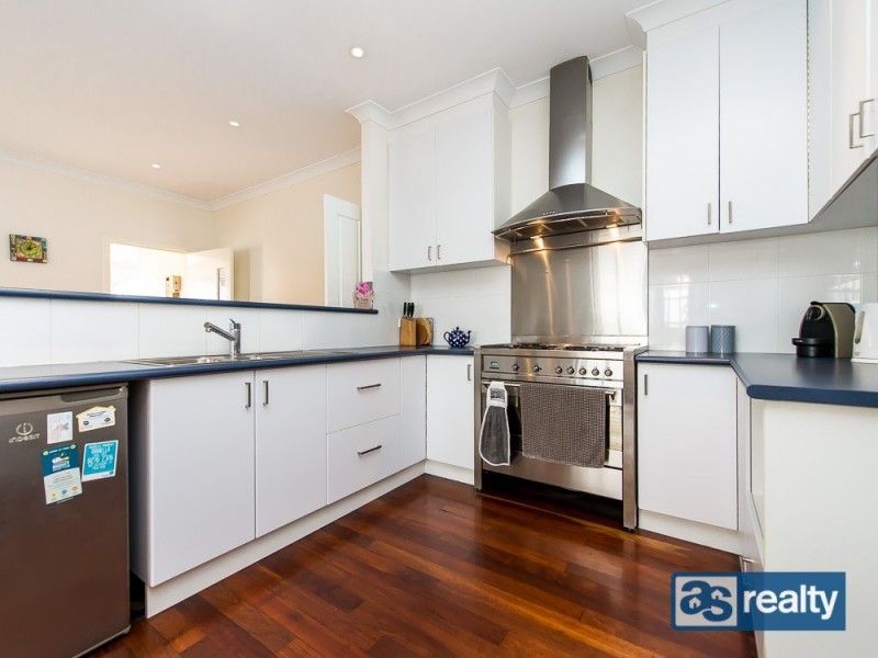 116 Drake Street, Embleton WA 6062