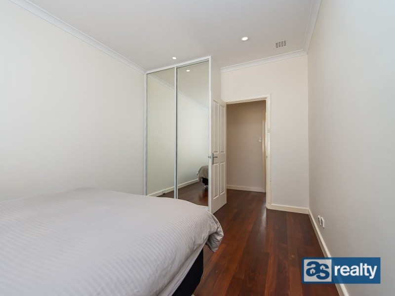 116 Drake Street, Embleton WA 6062