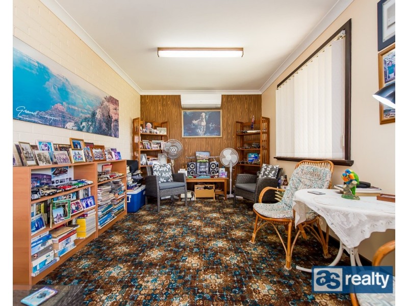 6 Mckenzie Way, Embleton WA 6062