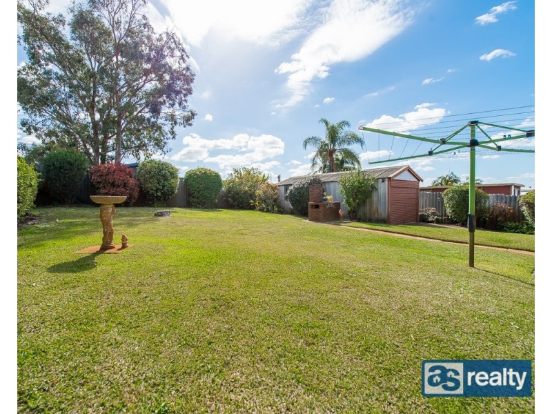 6 Mckenzie Way, Embleton WA 6062