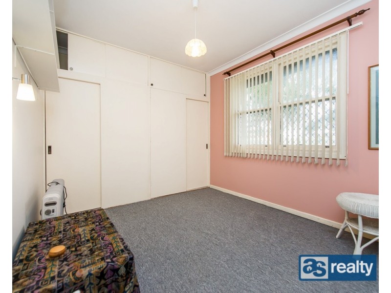 17 Doherty Street, Embleton WA 6062