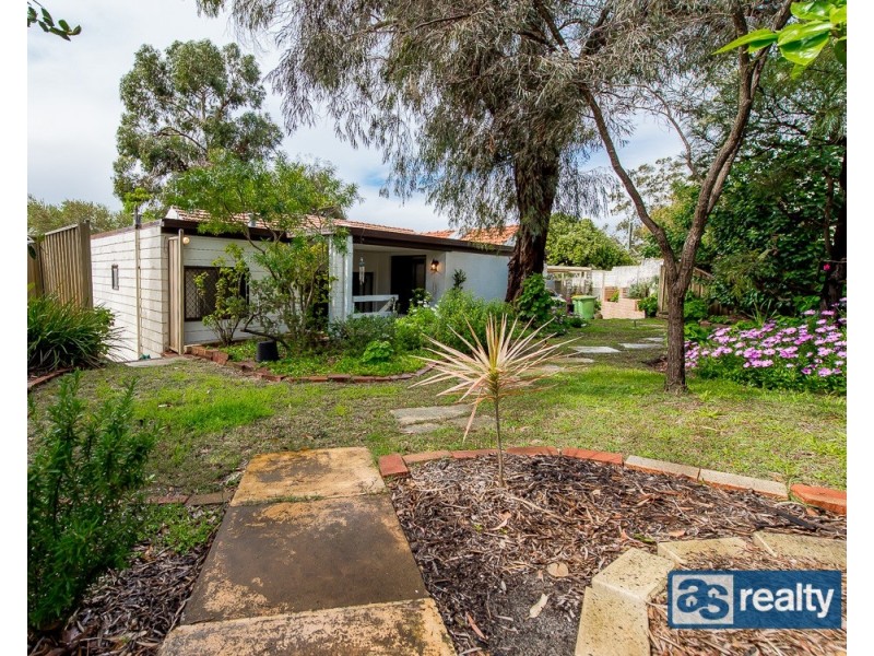 17 Doherty Street, Embleton WA 6062