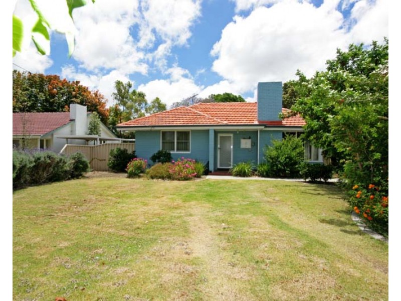11 Bepton Way, Balga WA 6061