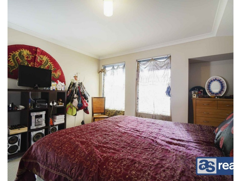 6 Irwin Road, Embleton WA 6062