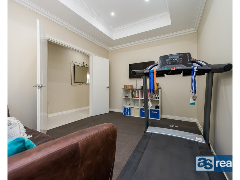 39 Clavering Road, Bayswater WA 6053