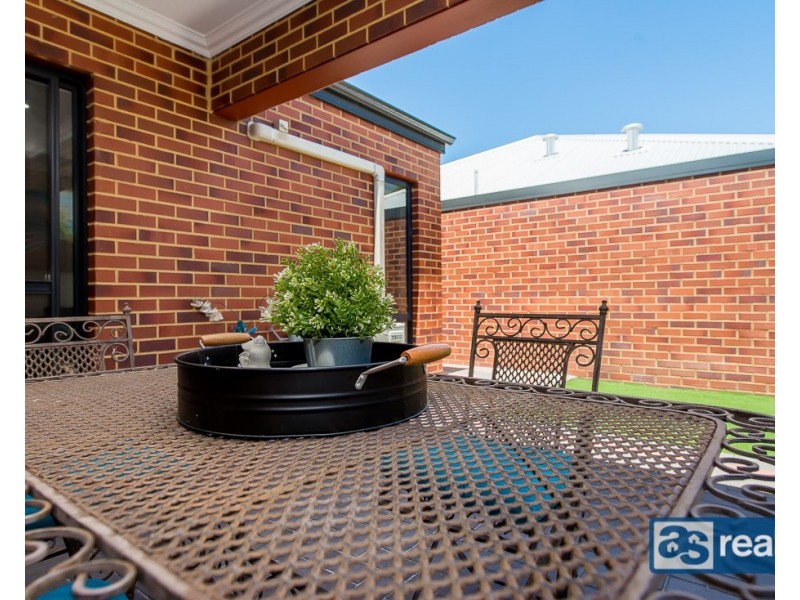 39 Clavering Road, Bayswater WA 6053