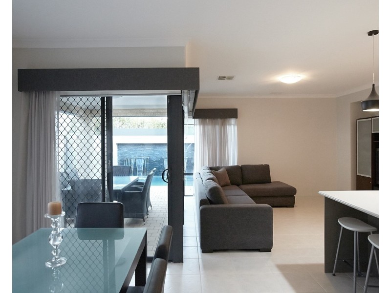 30 Rothbury Road, Embleton WA 6062