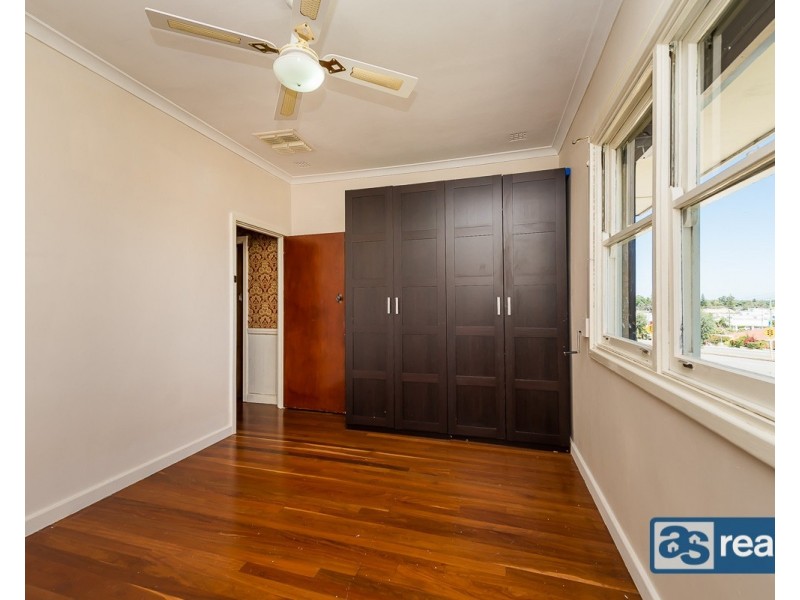 124 Broun Avenue, Embleton WA 6062