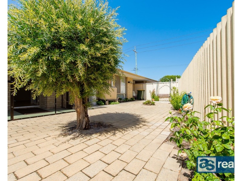 2/1 Chappel Street, Dianella WA 6059