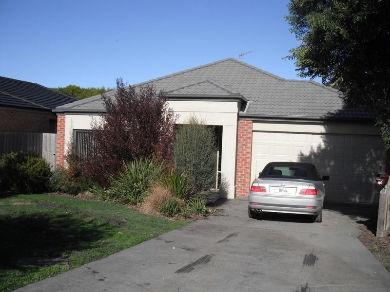 13 Melalueca Mews, Inverloch VIC 3996