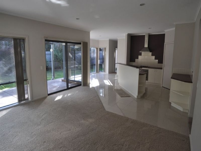 13 Melalueca Mews, Inverloch VIC 3996