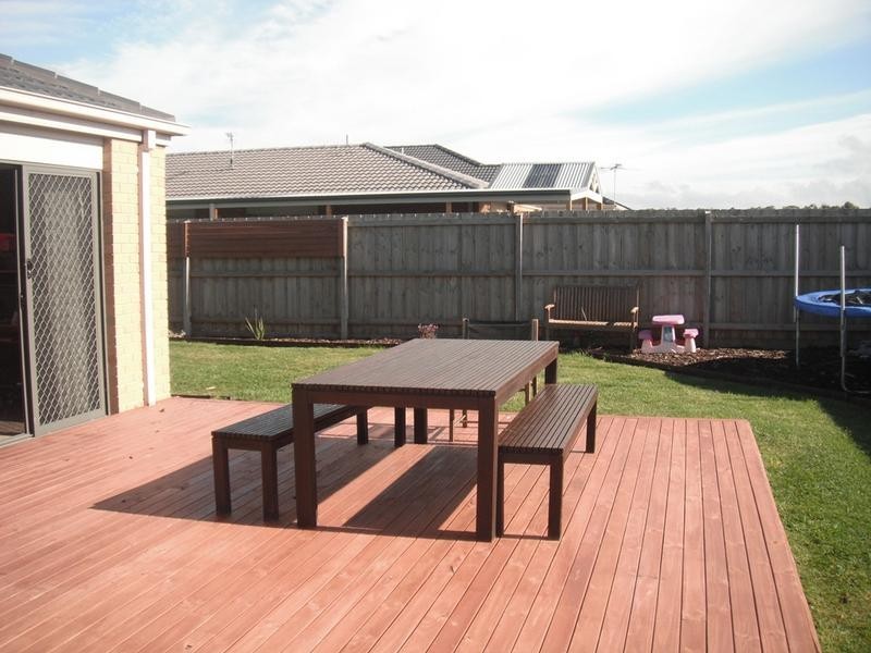 7 Dalmont Bay Court, Inverloch VIC 3996