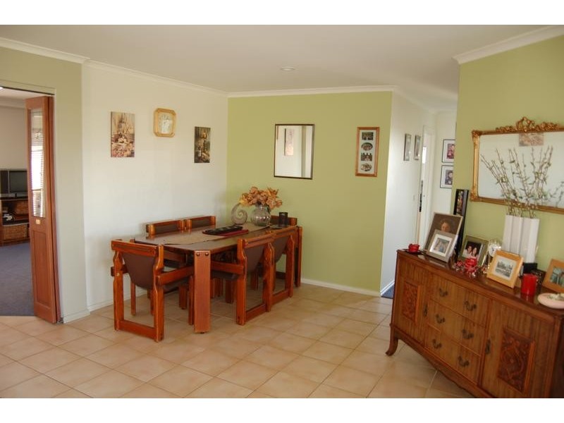9 Blair Crescent, Leongatha VIC 3953