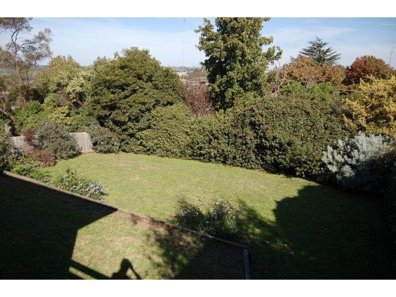 9 Blair Crescent, Leongatha VIC 3953