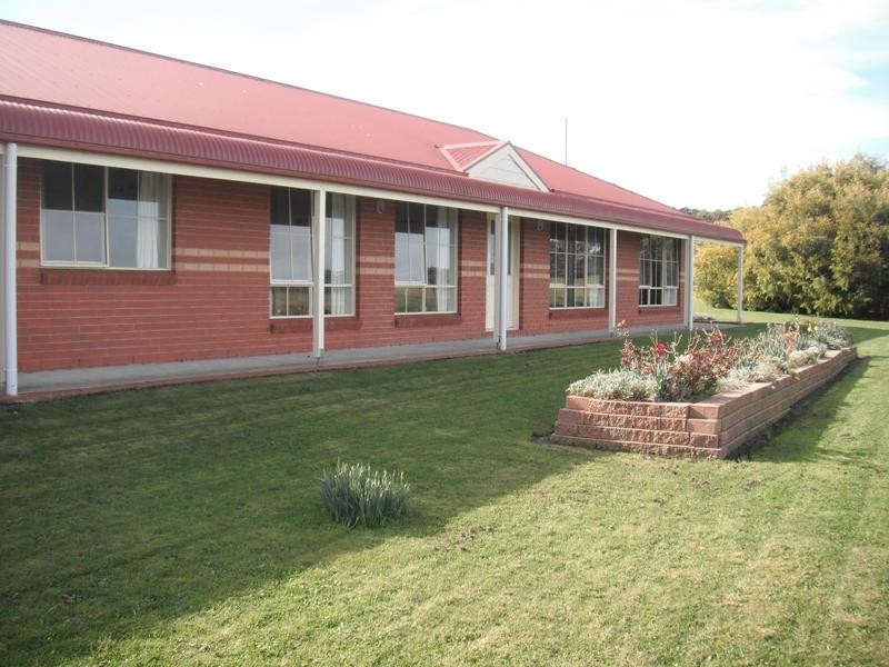 135 Gravel Pit Road, Inverloch VIC 3996