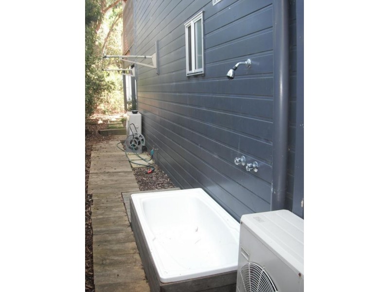 8 Beachcomber Drive, Inverloch VIC 3996