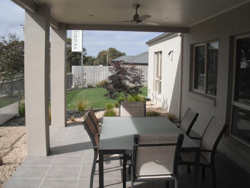 3 Headland Way, Inverloch VIC 3996