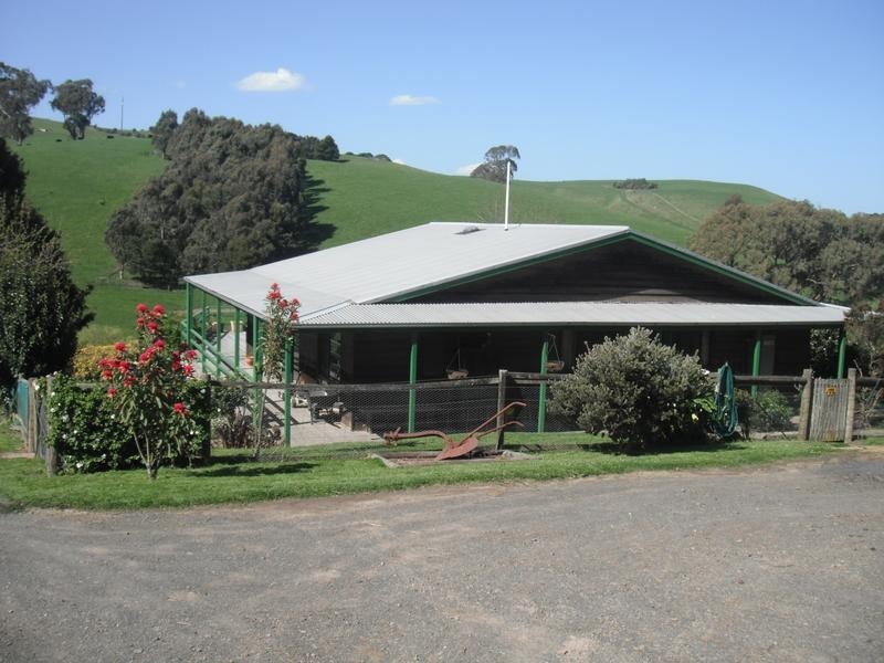 90 Stevens Road, Kardella VIC 3951