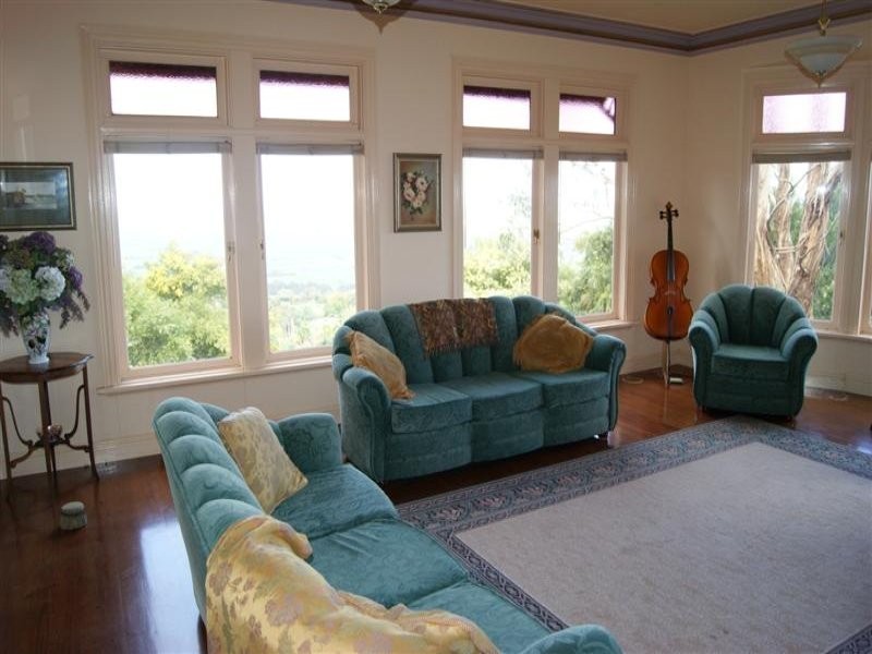 240 Lomagnos Road, Outtrim VIC 3951