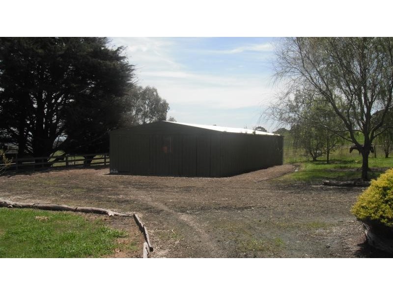 650 Yannathan Road, Nyora VIC 3987