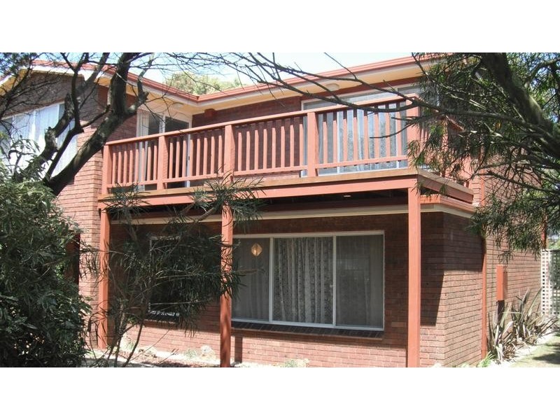 30 Lohr Avenue, Inverloch VIC 3996