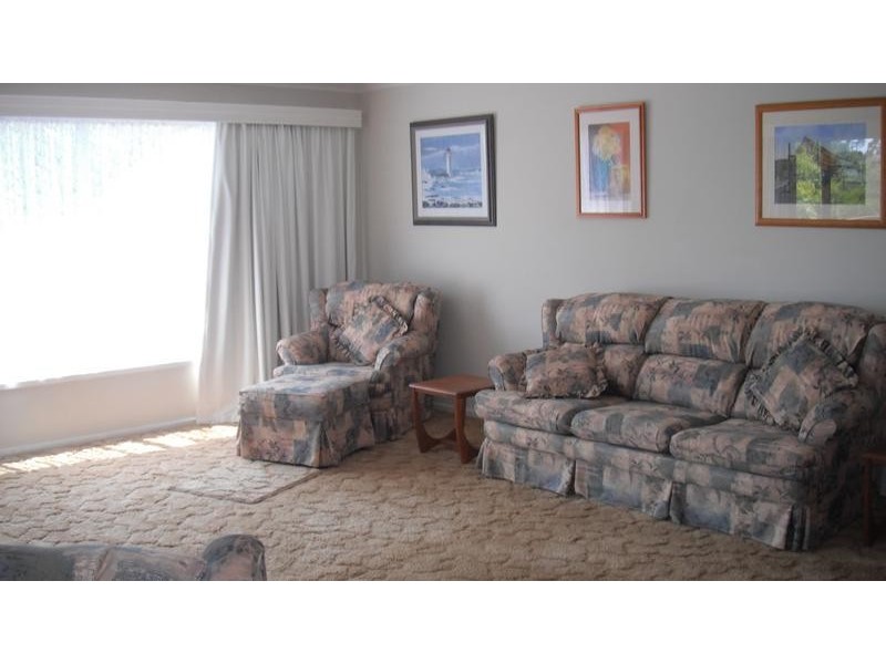 30 Lohr Avenue, Inverloch VIC 3996