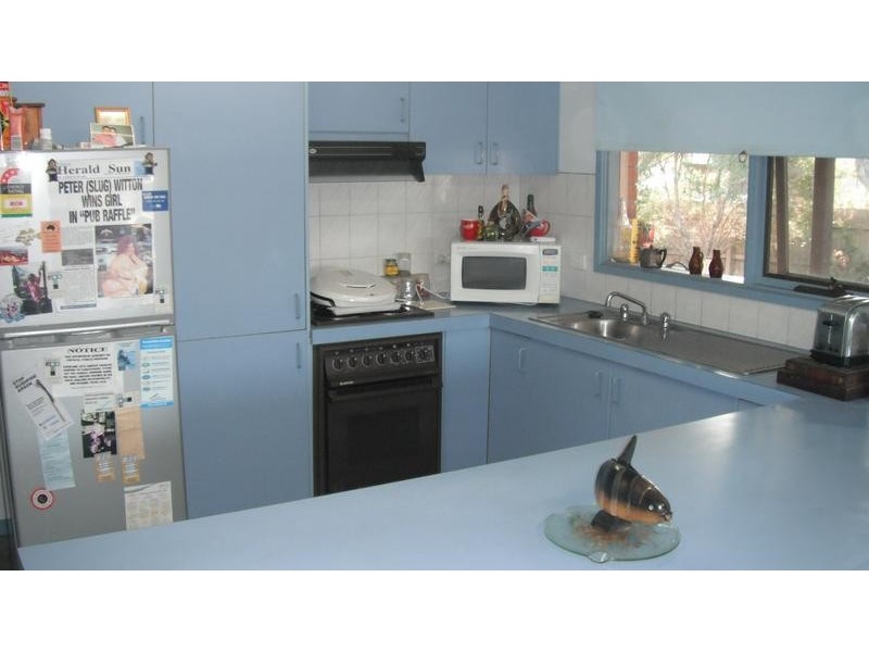 15 Youll Grove, Inverloch VIC 3996