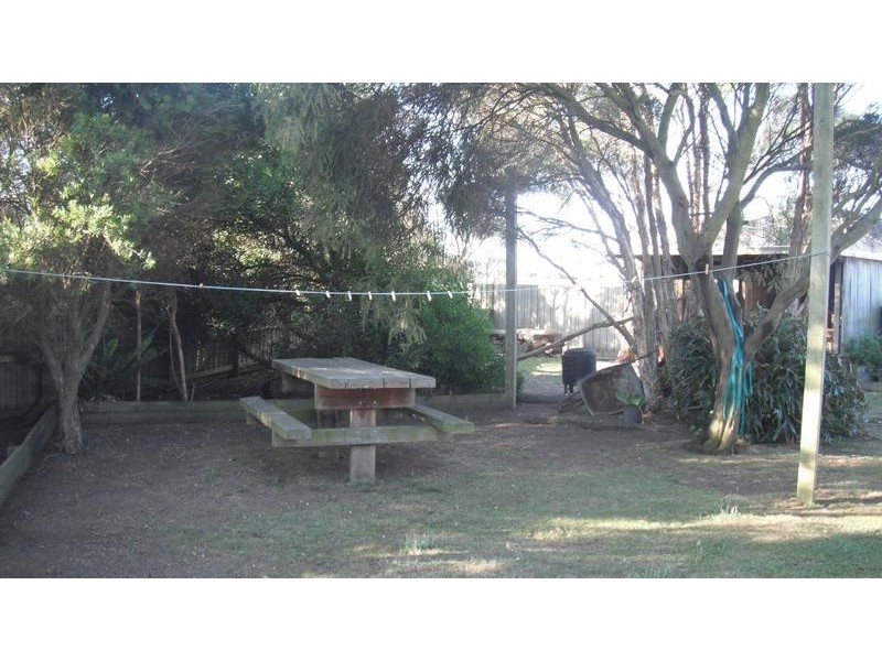 15 Youll Grove, Inverloch VIC 3996