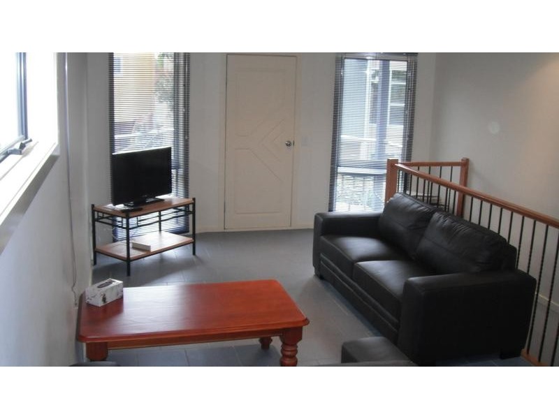 2/18 Hopetoun Street, Inverloch VIC 3996