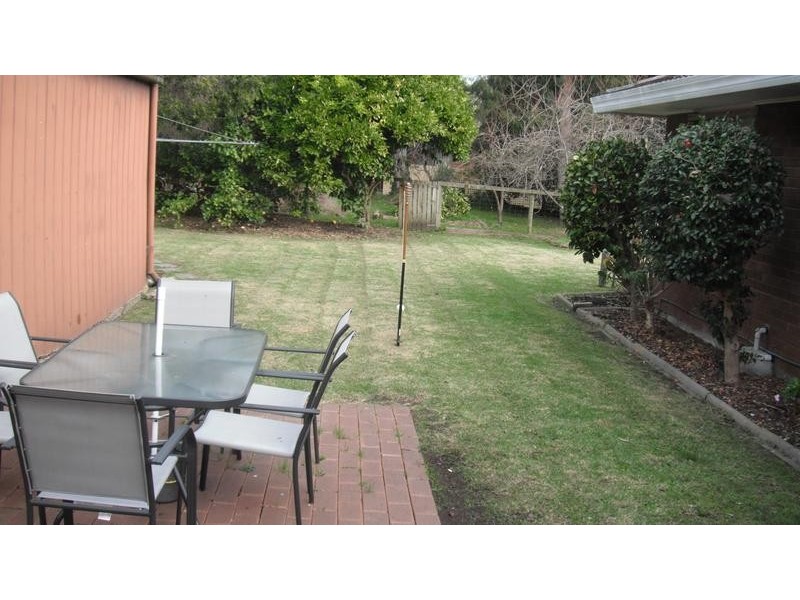 21 Lavington Street, Inverloch VIC 3996
