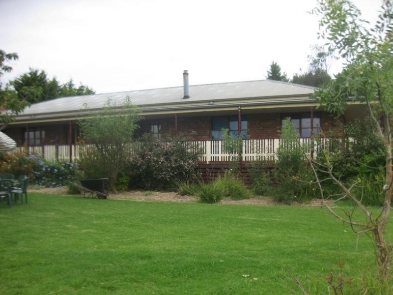 295 Racecourse Rd, Leongatha South VIC 3953
