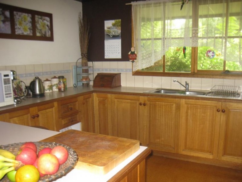 295 Racecourse Rd, Leongatha South VIC 3953