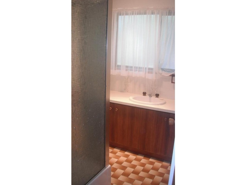 10 Club Avenue, Inverloch VIC 3996