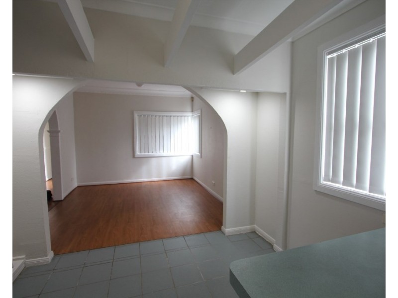 8 Bowden Street, Cabramatta NSW 2166