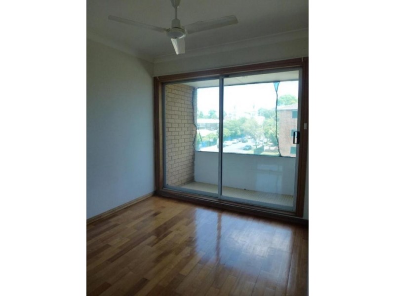 9/20 Drummond Street, Warwick Farm NSW 2170