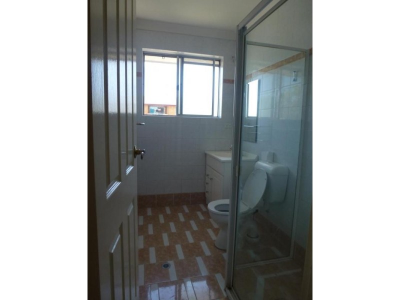 9/20 Drummond Street, Warwick Farm NSW 2170