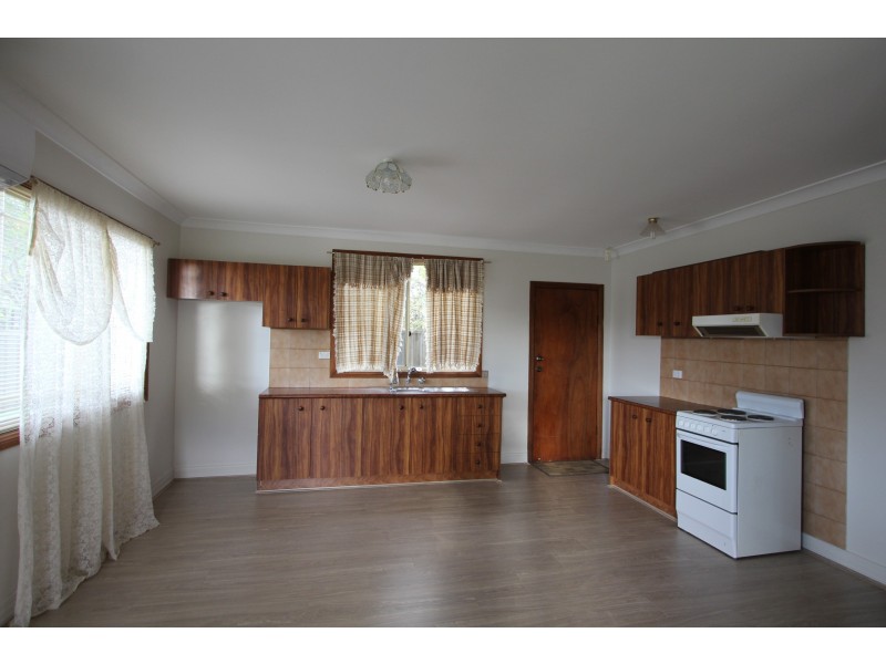 54 Lions Road, Lurnea NSW 2170