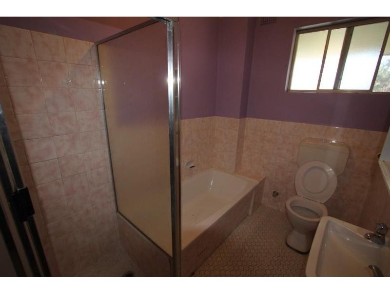 10/5-7 Mill Road, Liverpool NSW 2170