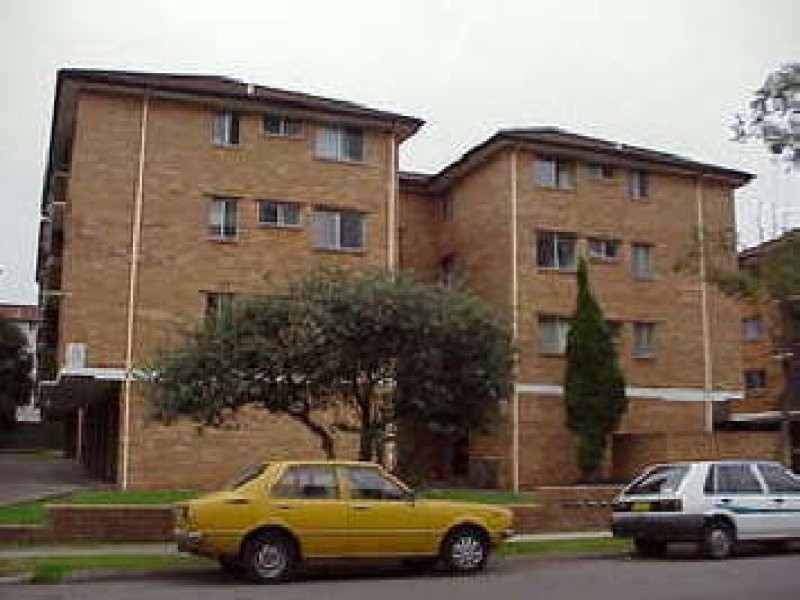 17/13 Forbes Street, Warwick Farm NSW 2170