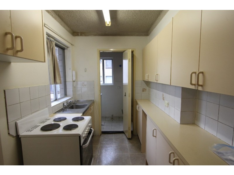 6/12-16 Goulburn Street, Liverpool NSW 2170