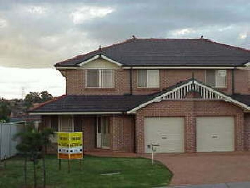 4A Ara Pl, Hinchinbrook NSW 2168