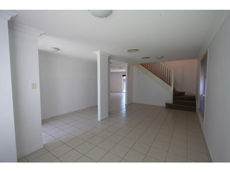 16A Wendlebury Road, Chipping Norton NSW 2170