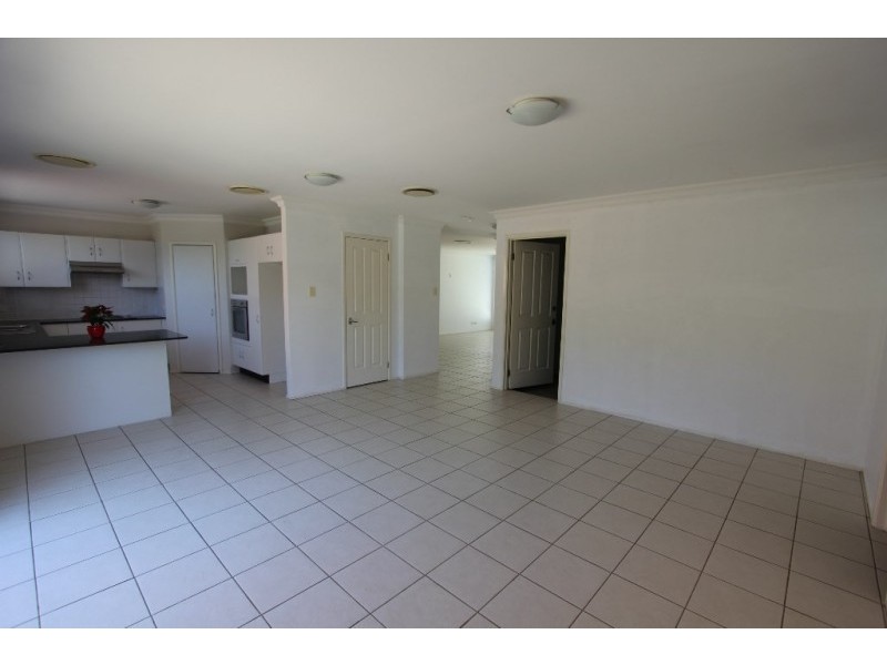 16A Wendlebury Road, Chipping Norton NSW 2170