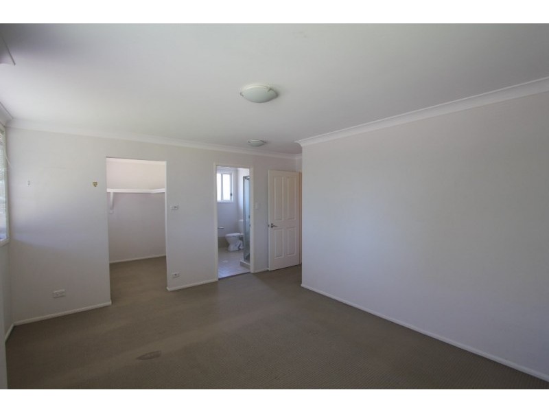 16A Wendlebury Road, Chipping Norton NSW 2170