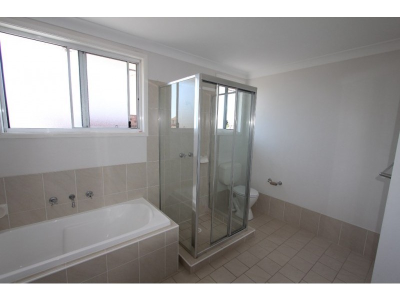 16A Wendlebury Road, Chipping Norton NSW 2170