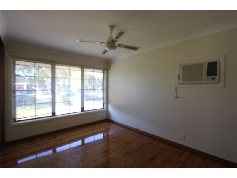66 Wildman Ave, Liverpool NSW 2170