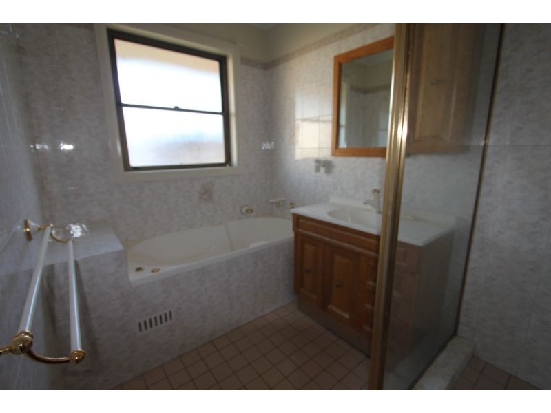 66 Wildman Ave, Liverpool NSW 2170