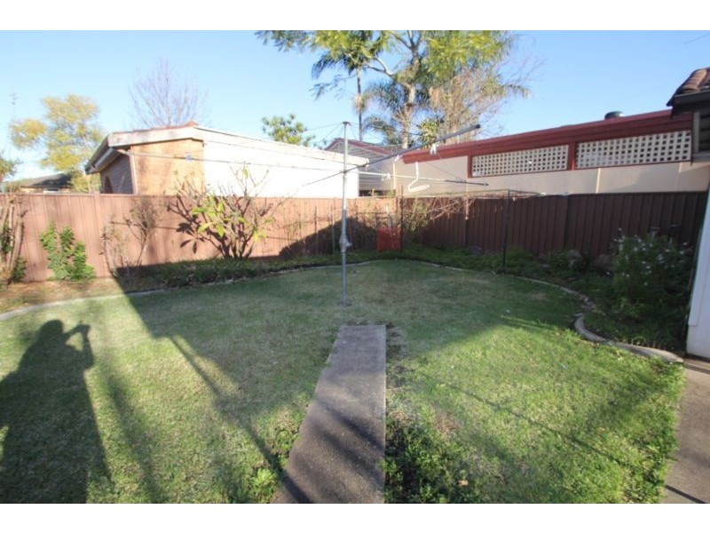 66 Wildman Ave, Liverpool NSW 2170